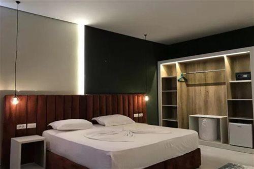 Hotel Vh Belmond And Restaurant 4*