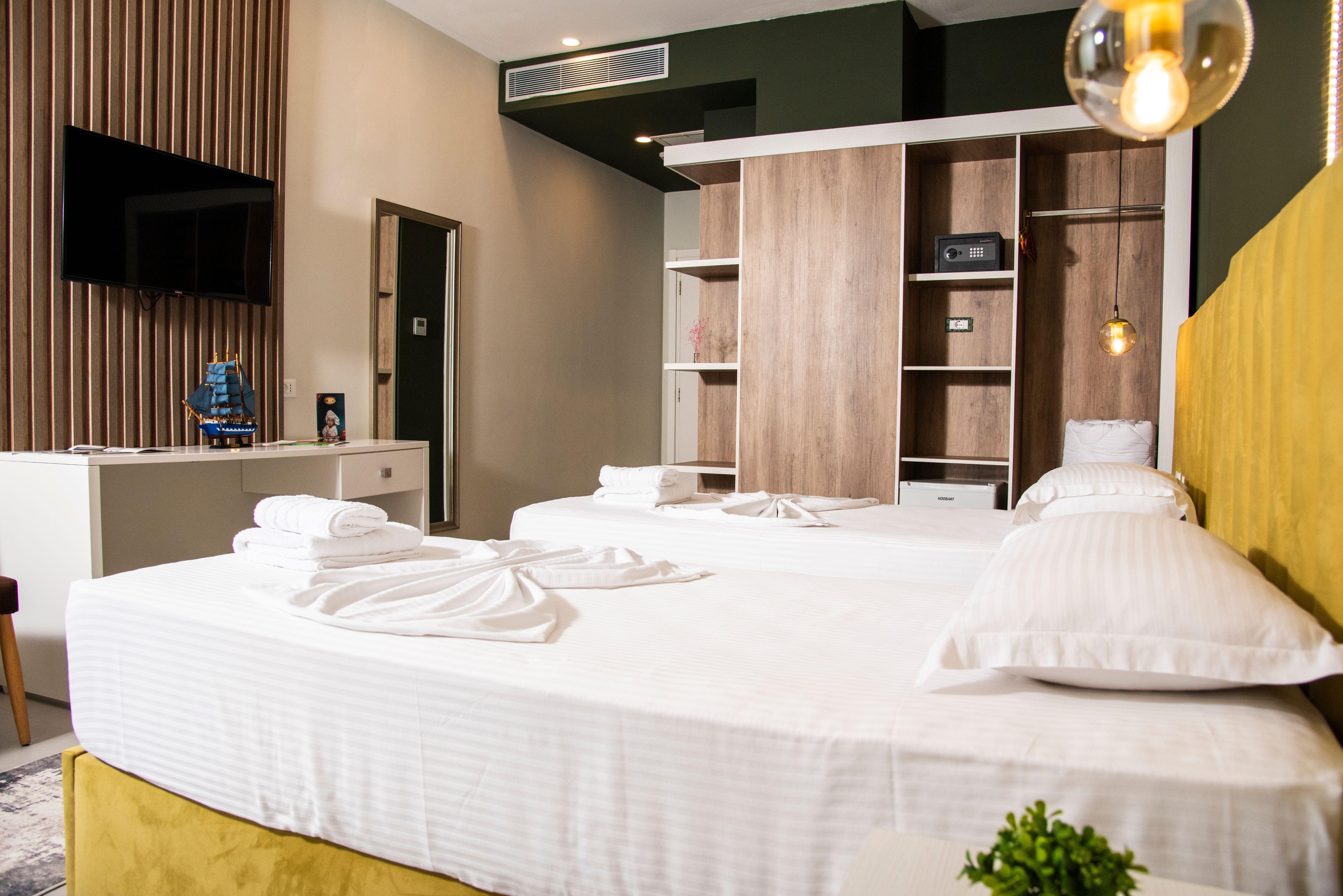 Hotel Vh Belmond And Restaurant Durres