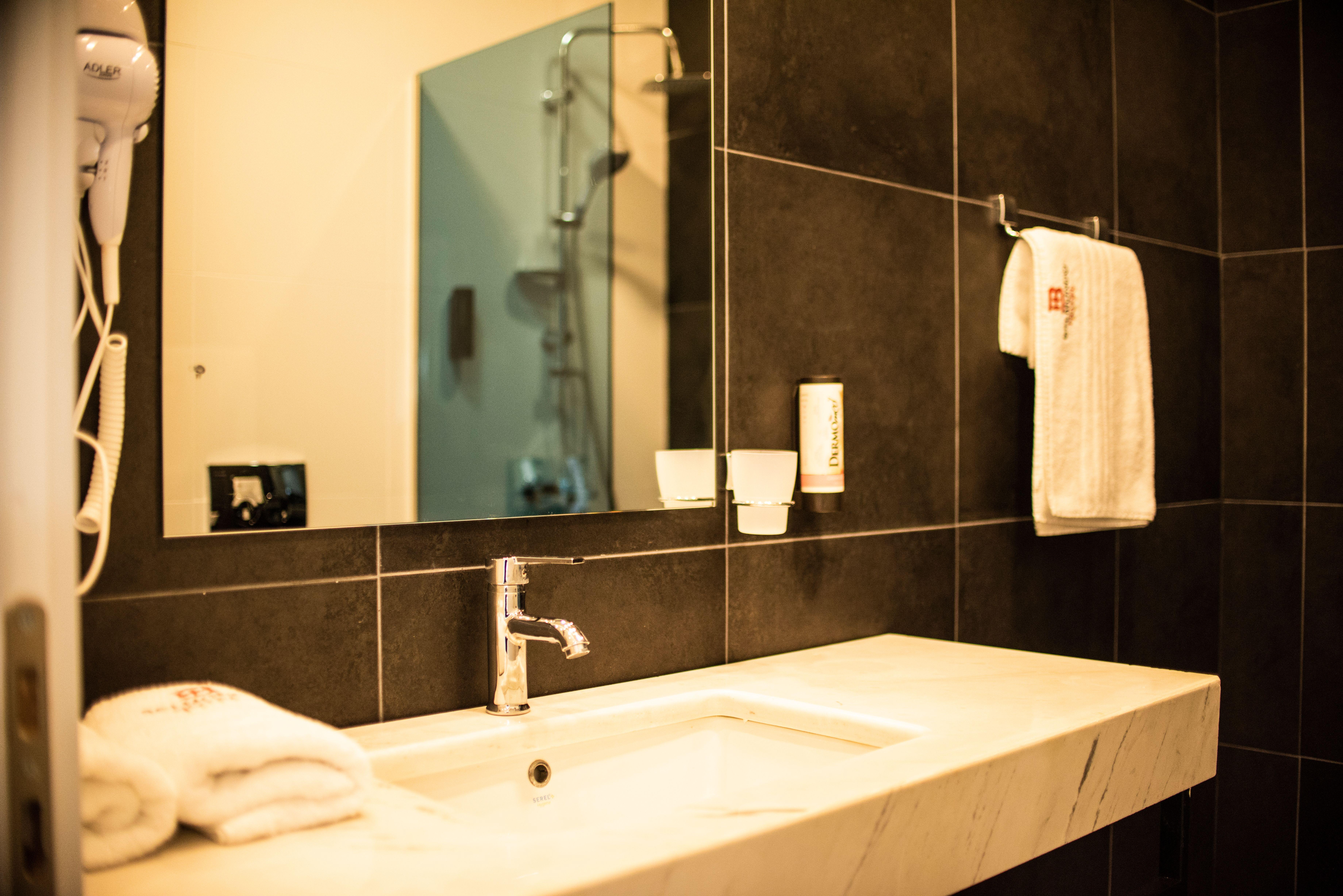 Hotel Vh Belmond And Restaurant Durres